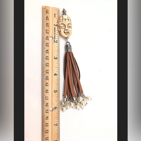 Buddah Head Suede & Pearl Tassel Magnet Broach, For Clothes/ Hat/ Home Decor. - Picture 7 of 7